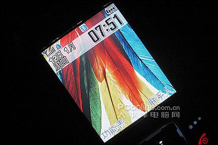 百萬像+藍(lán)牙+卡擴(kuò)展 三星音樂手機(jī)X708逼近2K5